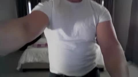 Snapshot of jamesmckendree chatting on November 2025 07:19:01 PM jamesmckendree online show from November 2025 07:19:01 PM