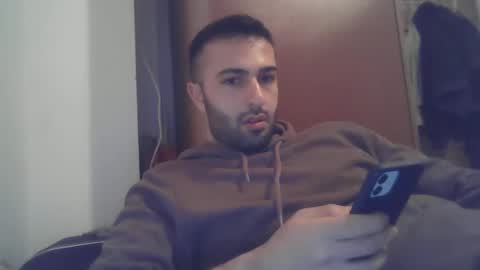 Snapshot of jamessandt chatting on February 2025 10:19:01 PM jamessandt online show from February 2025 10:19:01 PM