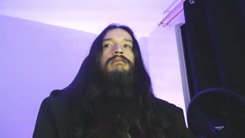 Snapshot of jamesvladi chatting on January 2025 04:59:01 AM vlad online show from January 2025 04:59:01 AM