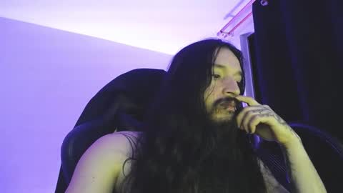 Snapshot of jamesvladi chatting on January 2025 07:59:02 AM vlad online show from January 2025 07:59:02 AM