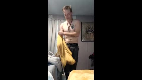 Snapshot of jamieshaneblueeyeswyo307 chatting on November 2025 10:10:02 PM Supafly307blueeyes9in online show from November 2025 10:10:02 PM