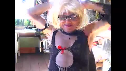 Jamie online show from September 2025 02:11:01 PM