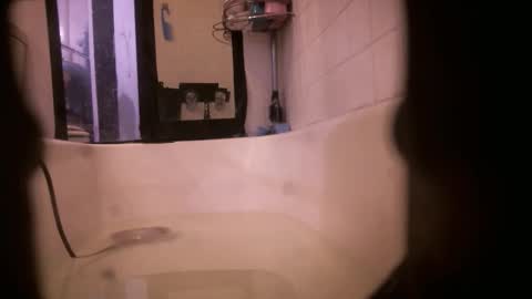 Snapshot of jamwarnerone chatting on October 2025 02:29:02 PM Bootyshows online show from October 2025 02:29:02 PM