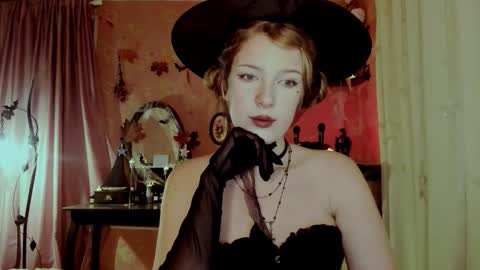 Snapshot of jane_and_star chatting on October 2025 09:37:01 PM Star online show from October 2025 09:37:01 PM