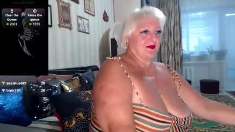 JaneBeech online show from October 2025 02:14:01 PM