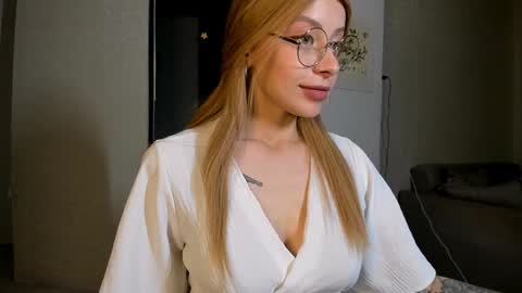 Snapshot of jane_bright chatting on January 2025 09:17:01 PM Jane online show from January 2025 09:17:01 PM