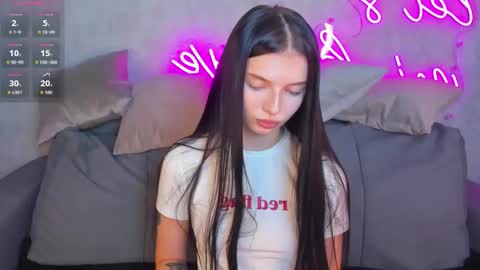 Snapshot of jane_johnston chatting on November 2025 01:04:02 AM Eva online show from November 2025 01:04:02 AM