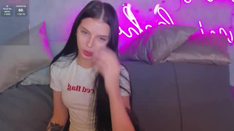 Snapshot of jane_johnston chatting on November 2025 10:54:01 PM Eva online show from November 2025 10:54:01 PM