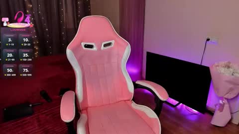 Snapshot of jane_paws chatting on September 2025 01:19:02 AM Jane online show from September 2025 01:19:02 AM