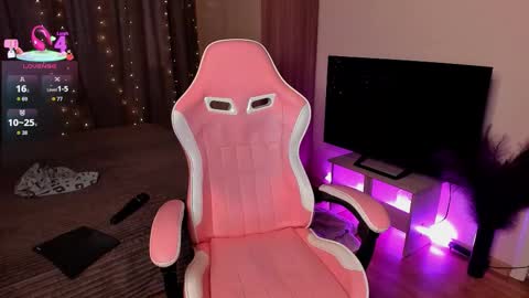 Snapshot of jane_paws chatting on October 2025 01:28:01 AM Jane online show from October 2025 01:28:01 AM