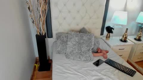 Snapshot of janeerosse chatting on October 2025 07:58:02 PM Jane online show from October 2025 07:58:02 PM