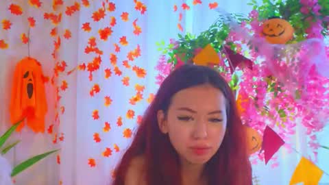 Snapshot of janet_yong chatting on November 2025 08:05:02 AM Jenifer online show from November 2025 08:05:02 AM