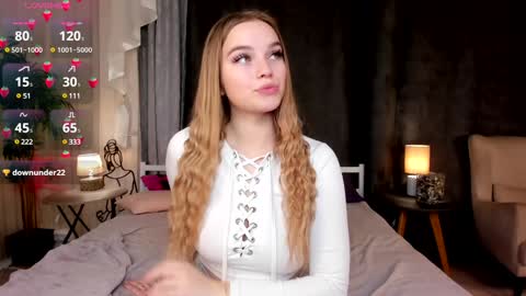 Day Alice Night Stella online show from December 2024 06:22:02 AM