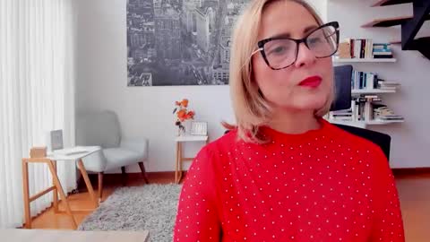 Snapshot of janeturner chatting on October 2025 01:22:02 PM JANE TURNER MILF online show from October 2025 01:22:02 PM