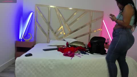 Snapshot of janna_foxx chatting on October 2025 03:45:02 AM Janna online show from October 2025 03:45:02 AM