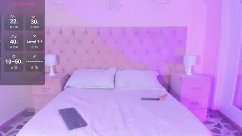 Snapshot of janneblossom chatting on November 2025 09:25:02 PM Janne online show from November 2025 09:25:02 PM