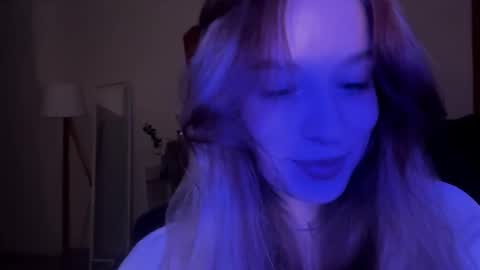 Snapshot of janniekeneipp chatting on October 2025 06:45:02 PM Janni online show from October 2025 06:45:02 PM