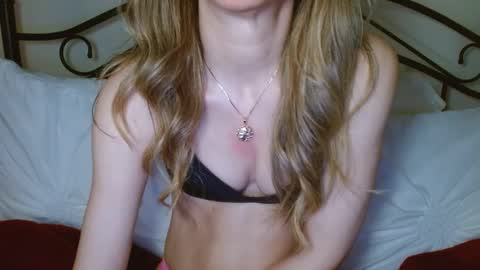 Snapshot of januarydaze chatting on October 2025 06:34:02 AM the small pp whisperer ball puncher online show from October 2025 06:34:02 AM