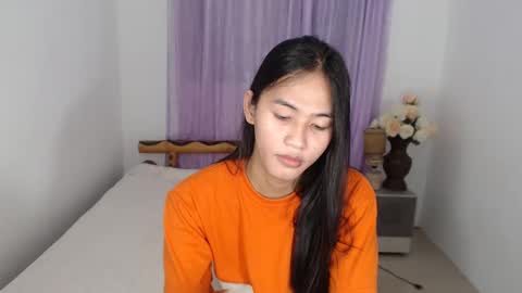 Susie--          online show from December 2024 07:34:02 PM