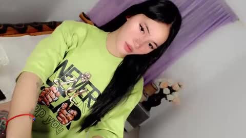 Susie--          online show from December 2024 07:32:01 PM