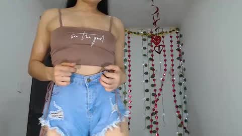 Snapshot of japonesa01 chatting on February 2025 11:36:01 PM Monik online show from February 2025 11:36:01 PM