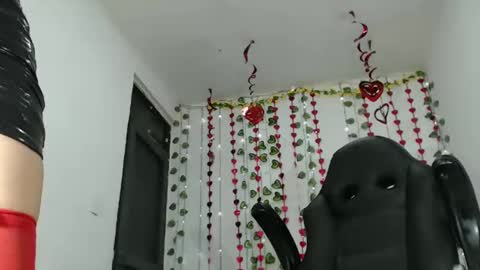 Snapshot of japonesa01 chatting on February 2025 01:18:02 PM Monik online show from February 2025 01:18:02 PM