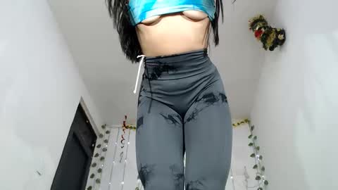 Snapshot of japonesa01 chatting on March 2025 01:04:01 AM Monik online show from March 2025 01:04:01 AM