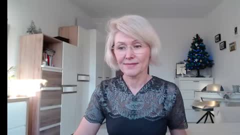 Jasmin room for people 40 online show from December 2024 01:41:01 PM