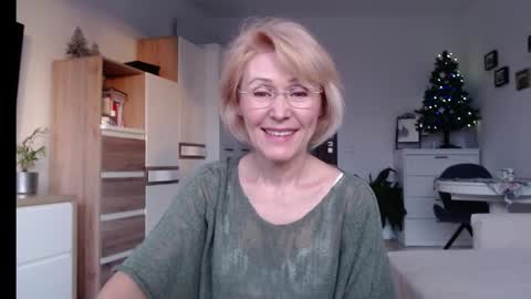 Jasmin room for people 40 online show from January 2025 02:19:01 PM