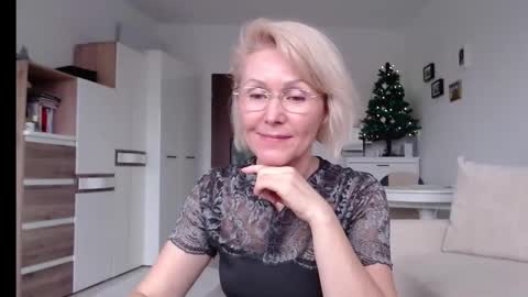 Jasmin room for people 40 online show from January 2025 01:05:02 PM