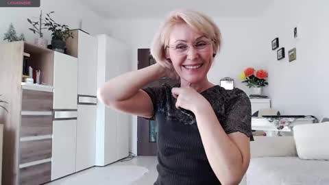 Jasmin room for people 40 online show from February 2025 02:00:01 PM