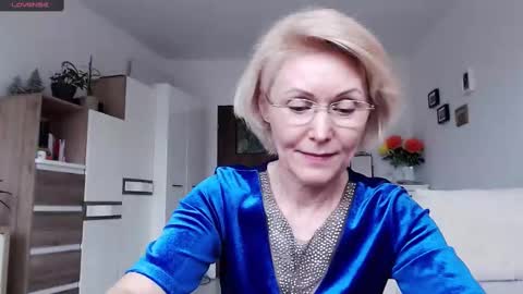 Jasmin room for people 40 online show from February 2025 01:32:01 PM