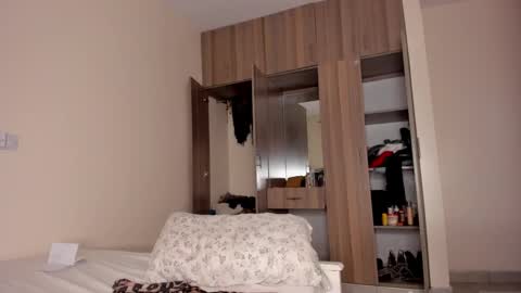 jasmin online show from January 2025 03:06:01 PM