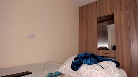 jasmin online show from February 2025 11:44:02 AM