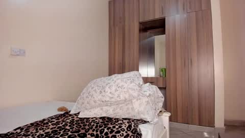 jasmin online show from February 2025 03:15:02 PM