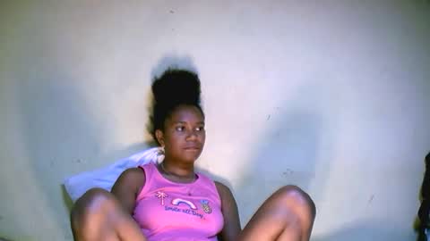 Snapshot of jasminah176750 chatting on October 2025 12:05:01 PM jasminah176750 online show from October 2025 12:05:01 PM