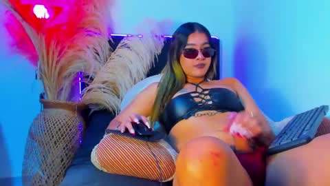 jasmin trans femboy ebony bigcock online show from January 2025 11:56:02 AM