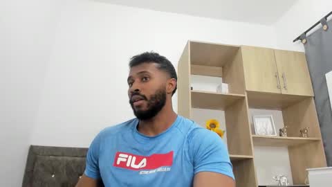 Jason online show from October 2025 07:44:02 PM