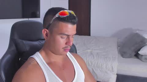 JBrooksXx online show from January 2025 10:53:02 PM