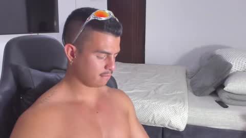 JBrooksXx online show from February 2025 01:02:02 AM