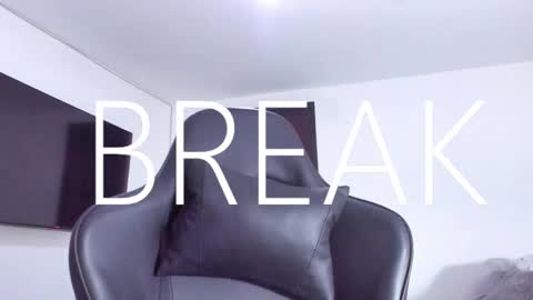 JBrooksXx online show from February 2025 01:11:01 AM