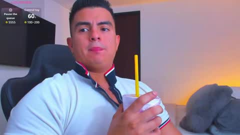 JBrooksXx online show from October 2025 02:42:01 AM