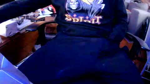 Snapshot of jasperh98 chatting on October 2025 12:17:02 PM jasperh98 online show from October 2025 12:17:02 PM