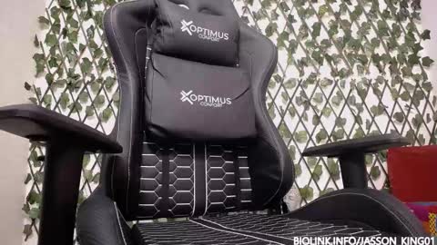 Snapshot of jasson_king01 chatting on October 2025 10:15:01 AM JKing online show from October 2025 10:15:01 AM