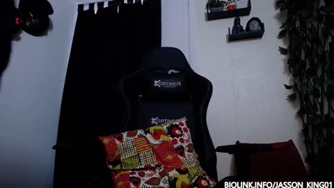 Snapshot of jasson_king01 chatting on October 2025 12:04:02 PM JKing online show from October 2025 12:04:02 PM