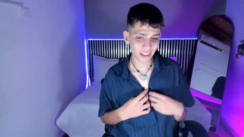 J A S S O N  online show from November 2025 08:18:01 PM