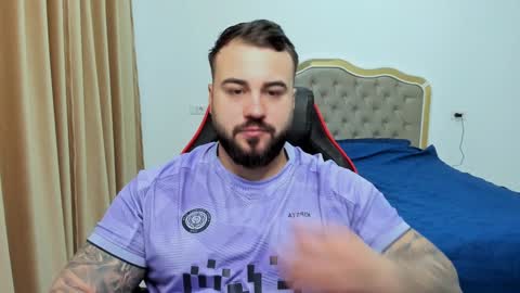  Javi  online show from December 2024 08:48:01 PM