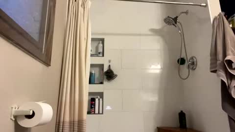 Snapshot of jawssharkparty chatting on February 2025 11:33:02 PM Jaws online show from February 2025 11:33:02 PM