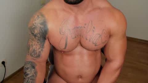 Snapshot of jaxonhunk chatting on December 2024 03:45:02 AM JaxonHunk online show from December 2024 03:45:02 AM