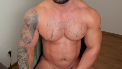 Snapshot of jaxonhunk chatting on December 2024 03:05:02 AM JaxonHunk online show from December 2024 03:05:02 AM